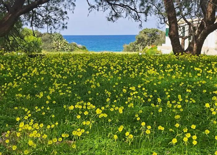 Arancio Independent In Ecovilla On The شقة