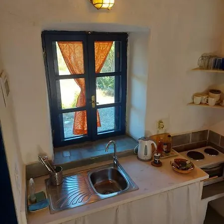 Arancio Independent In Ecovilla On The Apolakkiá